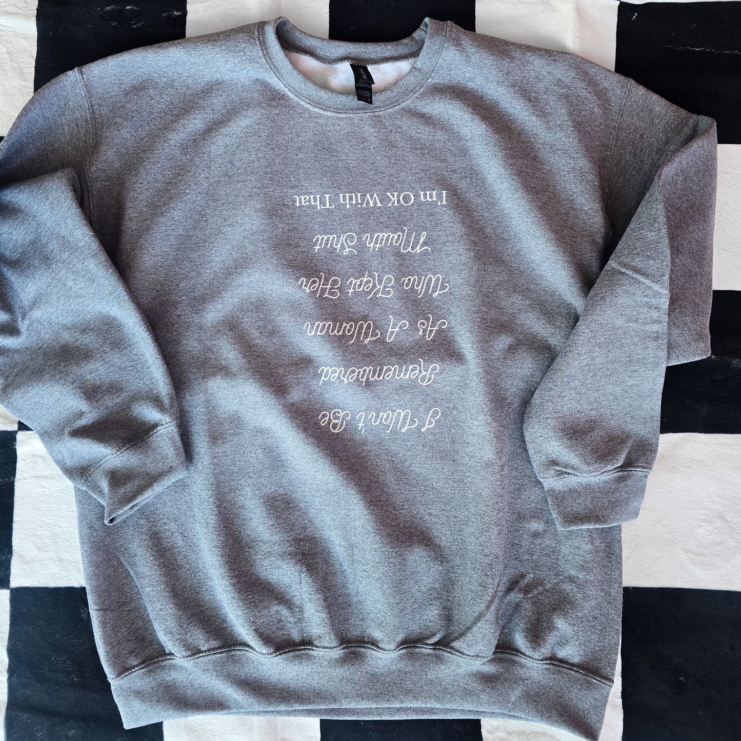 MISFIT - Loud Mouth Woman Crewneck - L